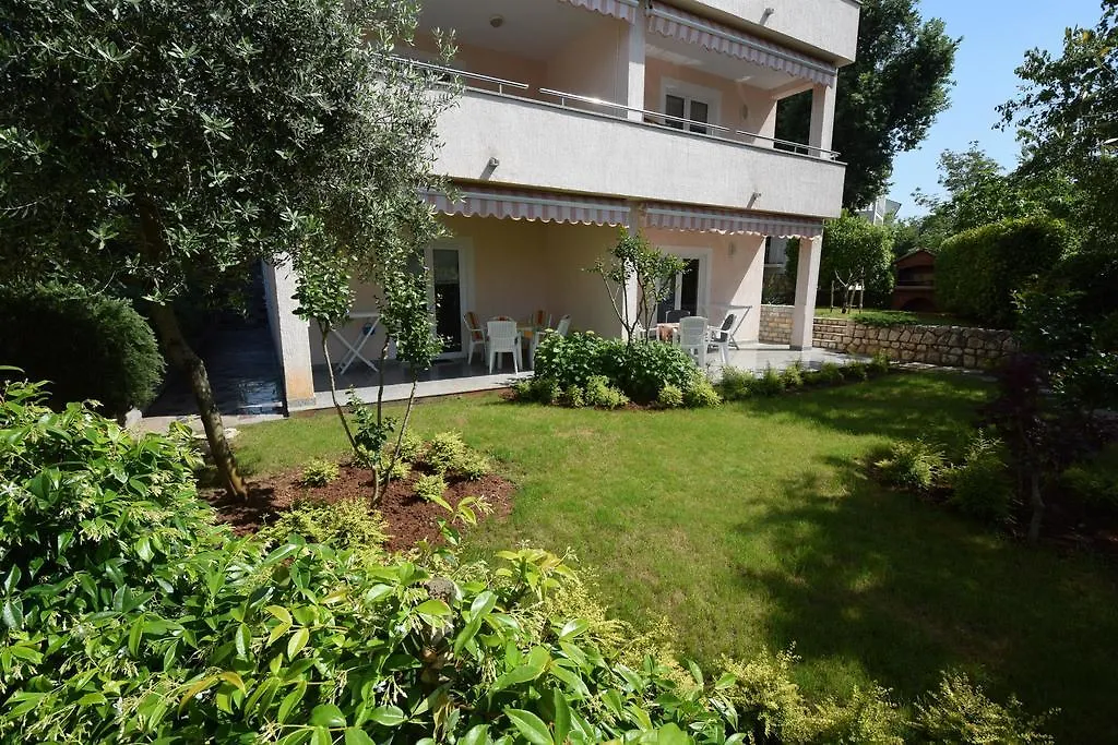 Apartments Katic Malinska