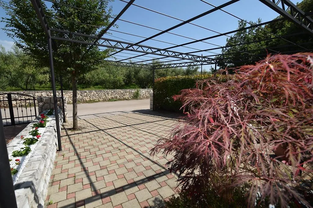 Apartments Katic Malinska